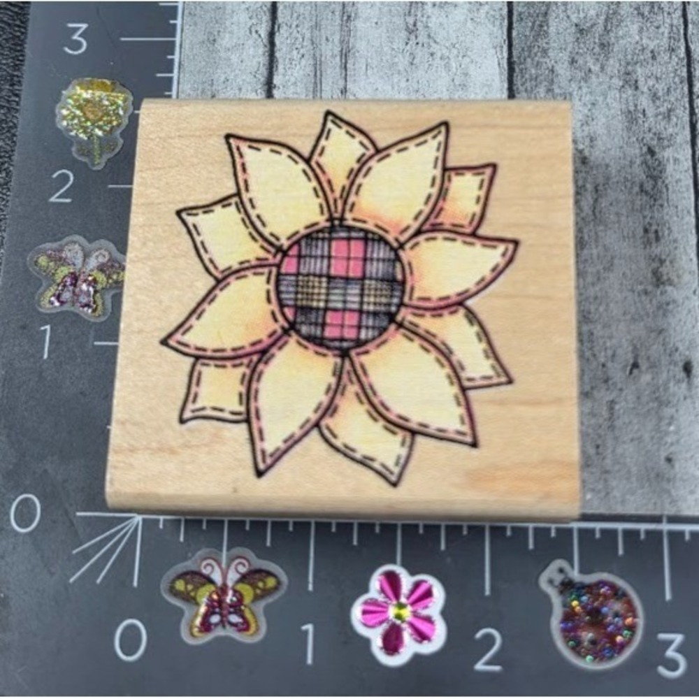 Rubber Stampede Stitched Flower Plaid Rubber Stamp Wood #Q97